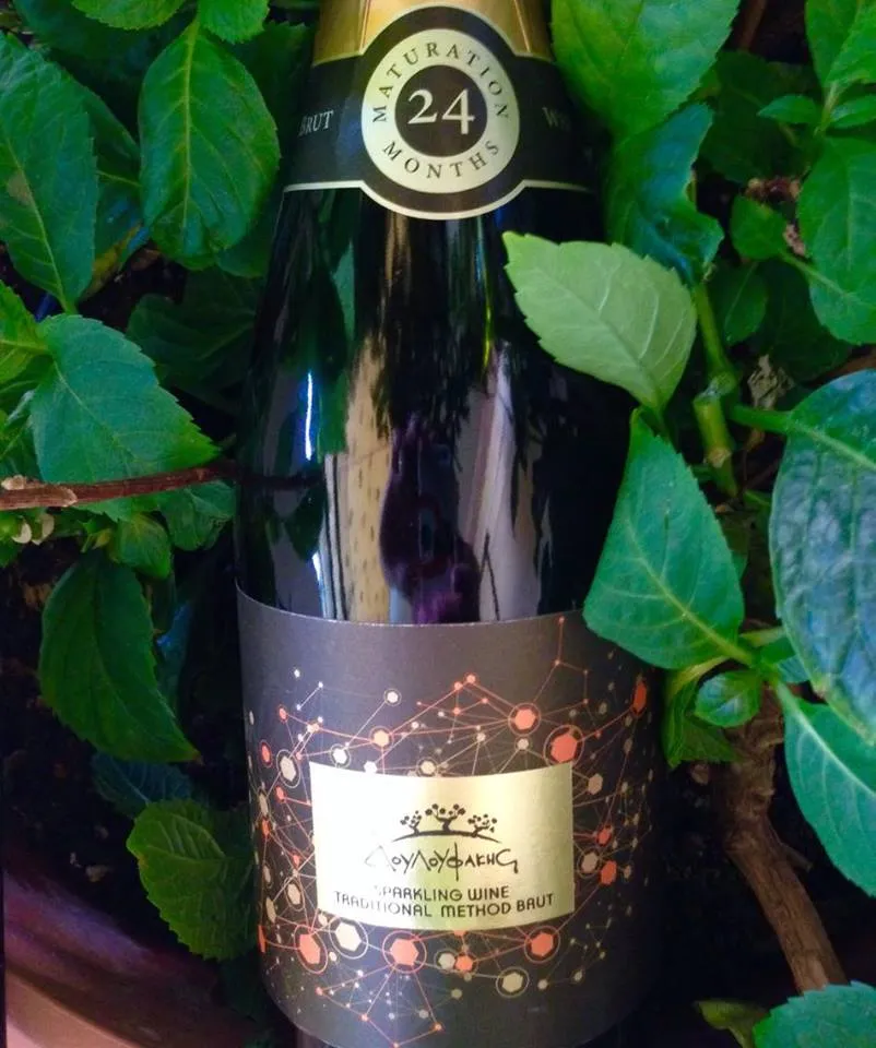 Douloufakis Sparkling: Methode Traditionnelle for Vidiano