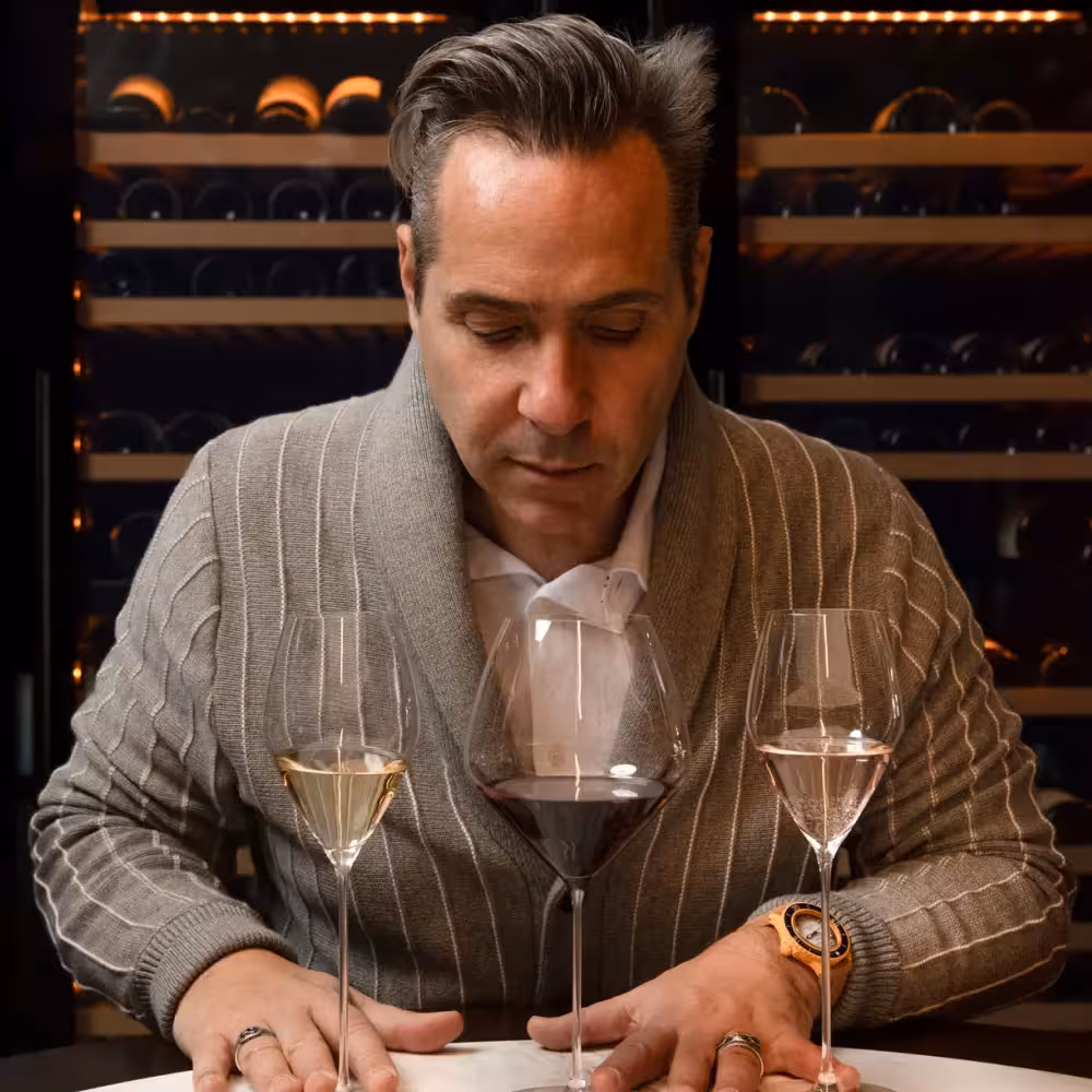 Yiannis Karakasis MW